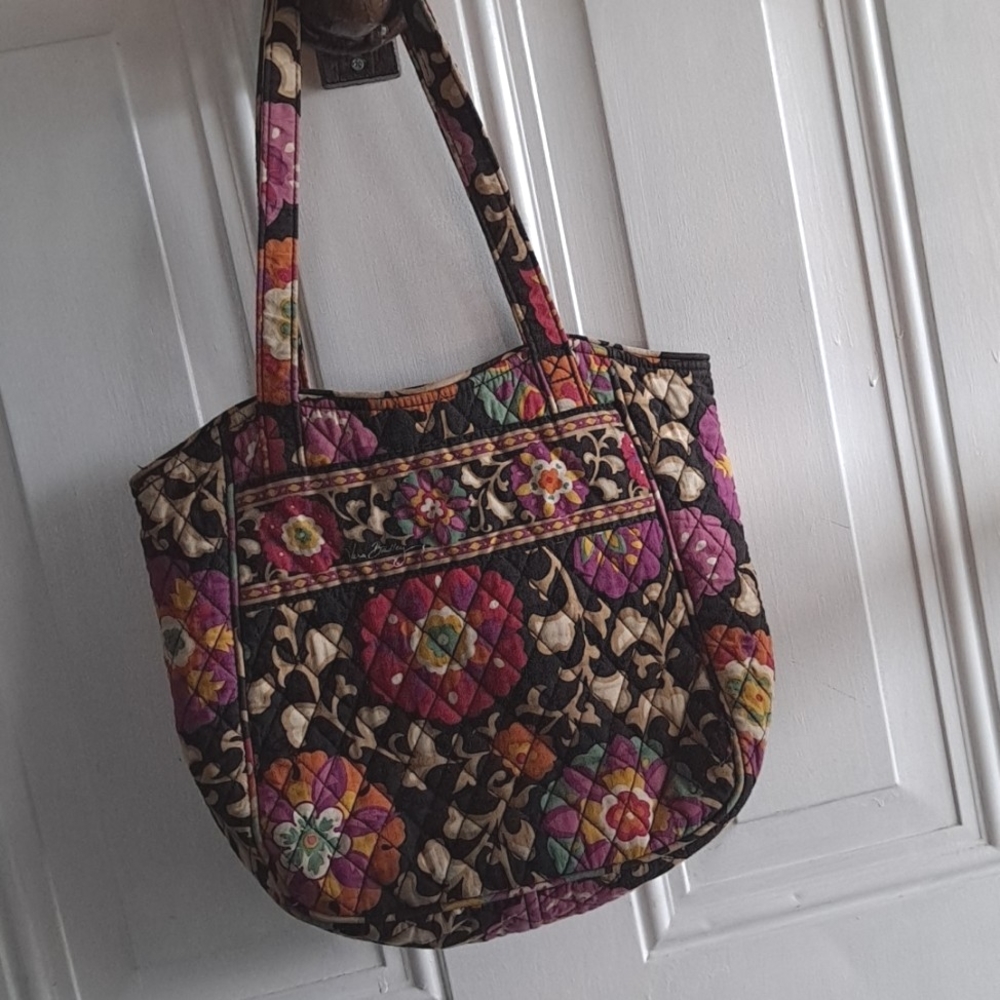 Vera Bradley Suzani pattern shoulder bag